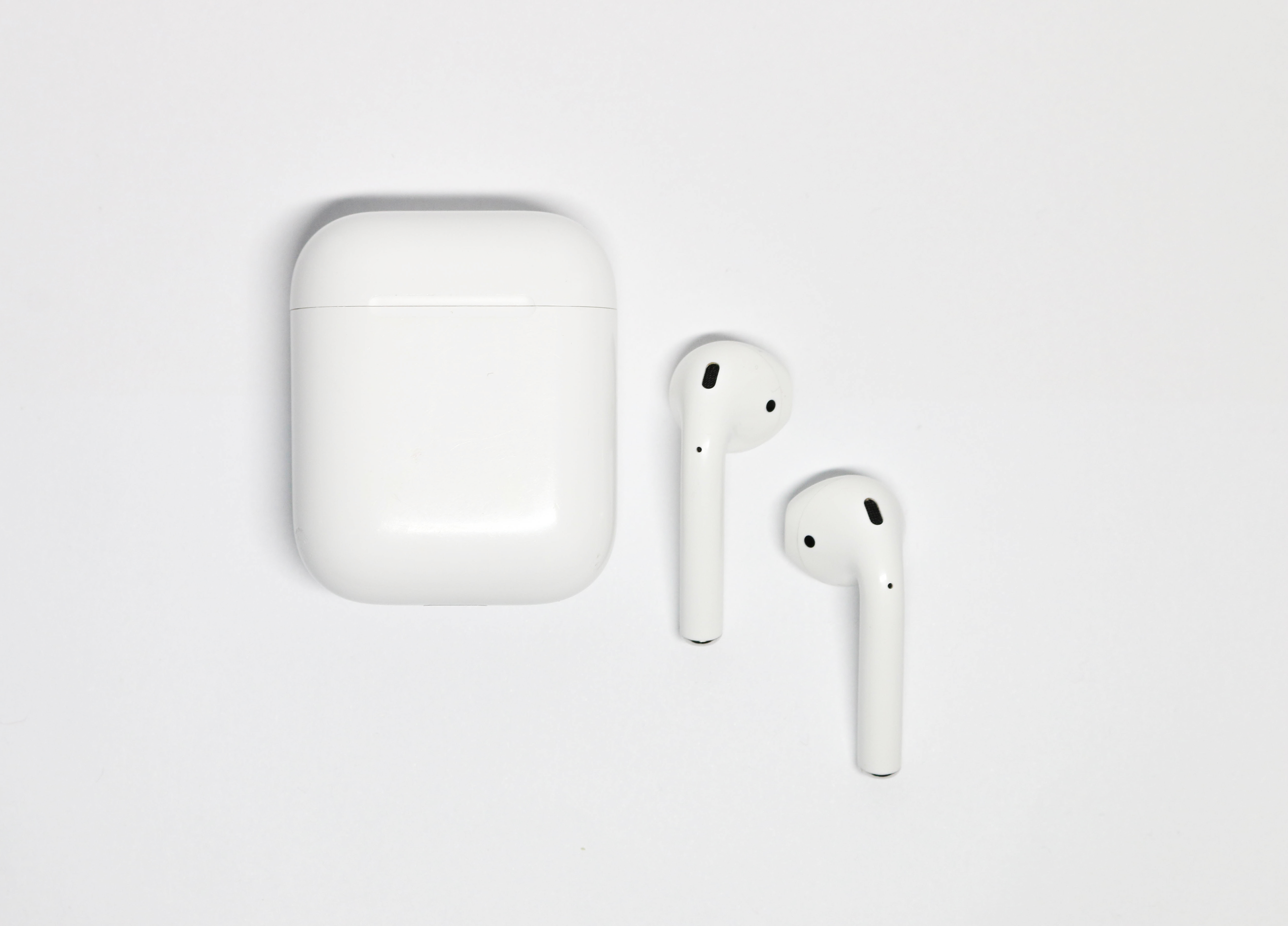 Portable wireless mobile phone headset